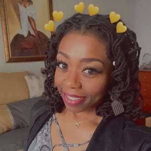 Meet your Posher, Earniece